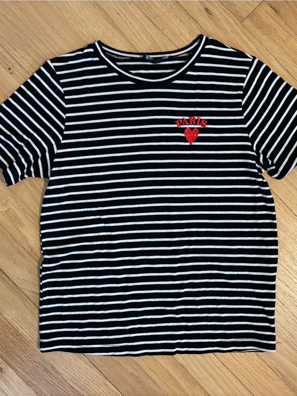 Paris Tee | Size Medium